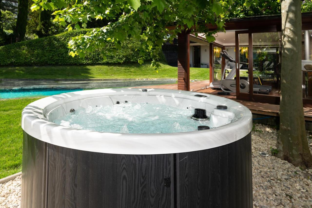 Montreux Rotana Garden House With Private Pool - Swiss Hotel Apartments Exterior photo