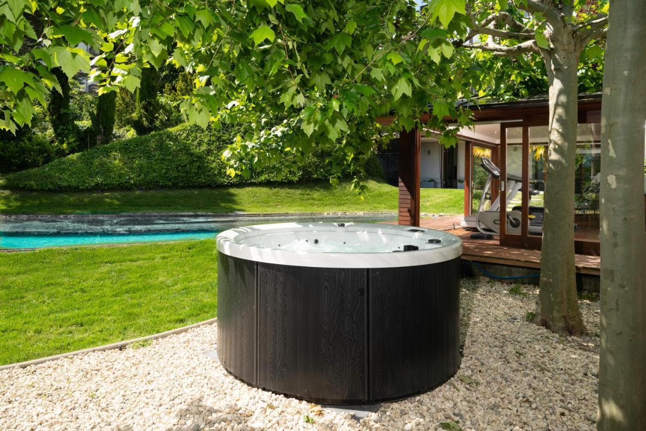 Montreux Rotana Garden House With Private Pool - Swiss Hotel Apartments Exterior photo